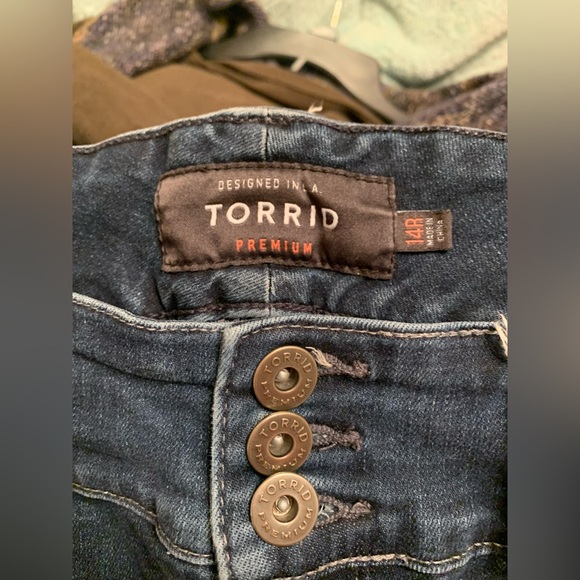 Torrid High Rise Jegging Skinny Deconstructed Jeans Blue Size 14R Size 14 - Picture 4 of 7
